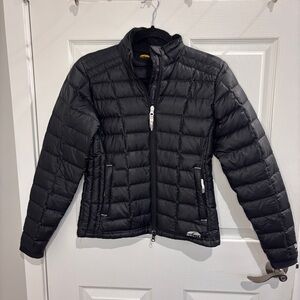 GoLite black puffer jacket | Size xs